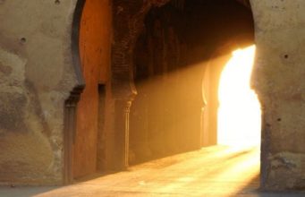 Biva ono što Allah hoće… Pa da li stvorenje posjeduje svoju volju? svjetlo, kapija, islam