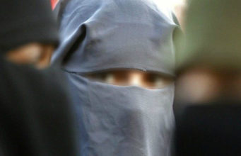 Da li je nikab uslov ispravnosti islamskog odjevanja? nikab burka