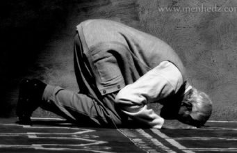 namaz sedzda