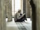 Covjek u džamiji, islamske teme